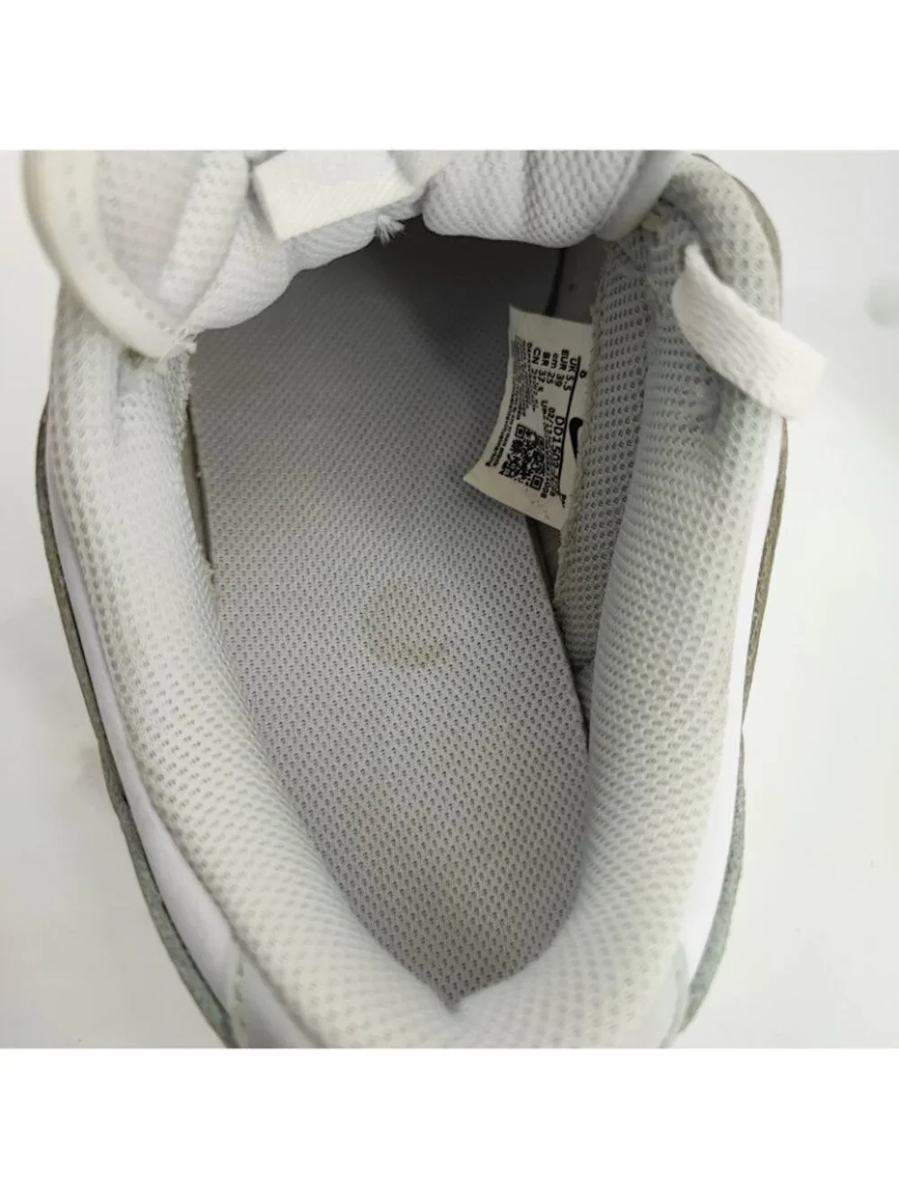 Nike Dunk Low Women's Size 8 Sneakers Leather Grey White DD1503-103